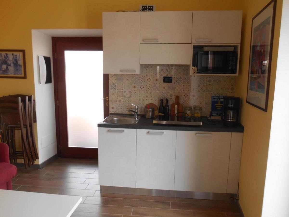 Moniga del Garda Casa Vista Lago מראה חיצוני תמונה