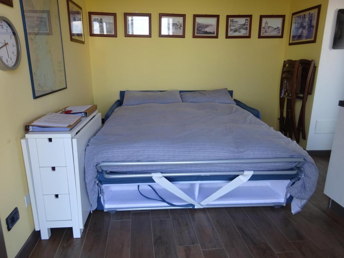 Moniga del Garda Casa Vista Lago מראה חיצוני תמונה