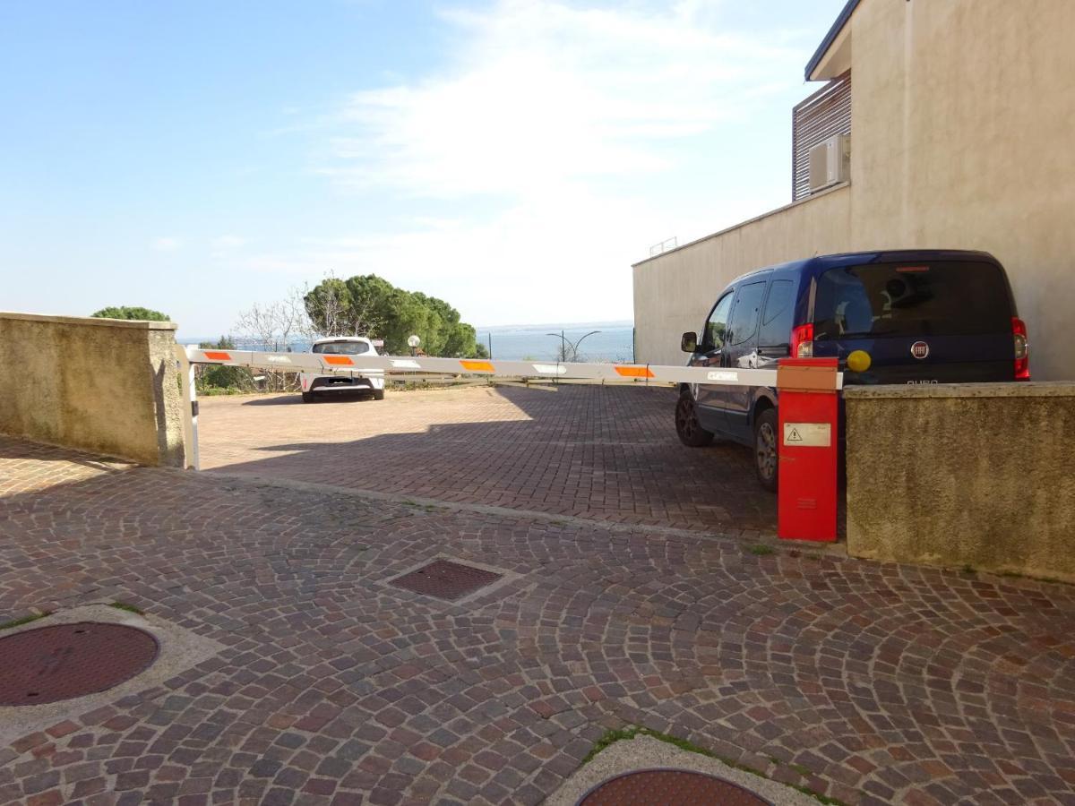 Moniga del Garda Casa Vista Lago מראה חיצוני תמונה